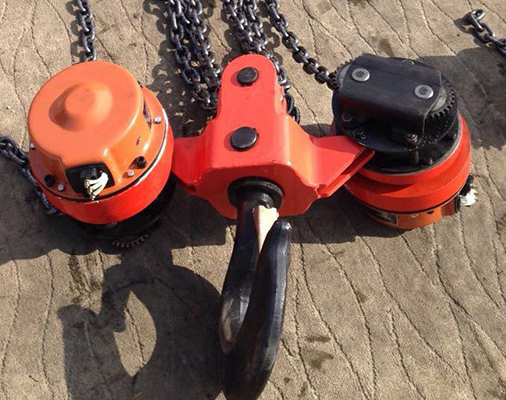 以慢取勝的群吊慢速電動葫蘆成為焊罐、爬架網的專用提升設備